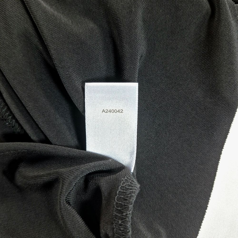 Susan Graver Top Women's Black Liquid Knit Tiered 3/4 Sleeve Scoop Neck Blouse S - Picture 11 of 11